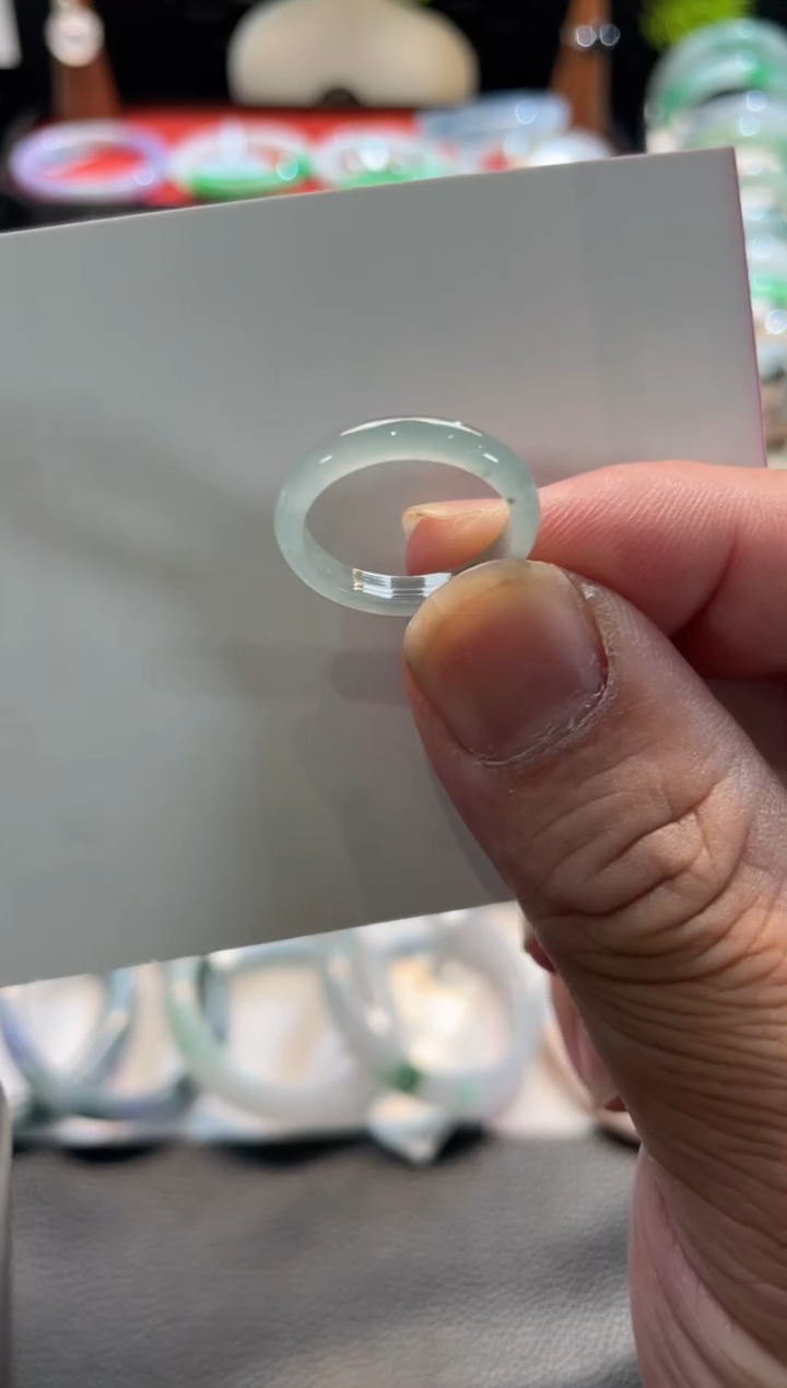 未镶嵌戒指翡翠46号链接 有纹裂