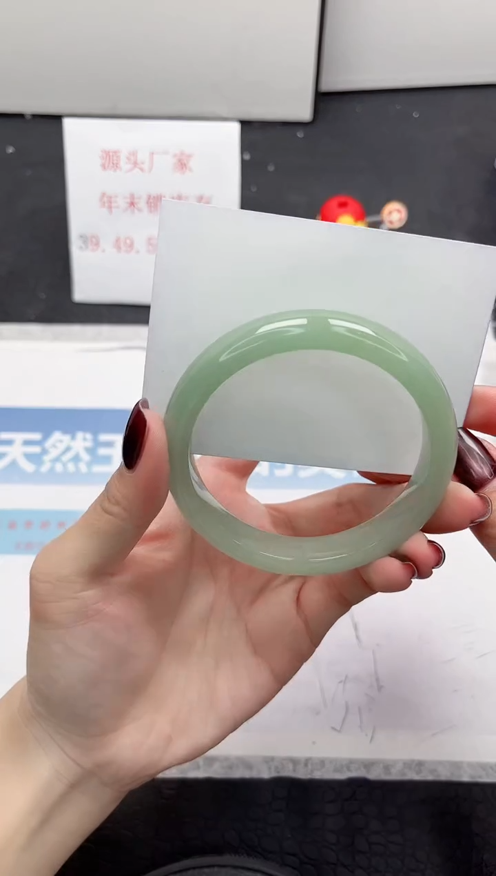 【闪购商品】石英质玉手镯未镶嵌119-60.6