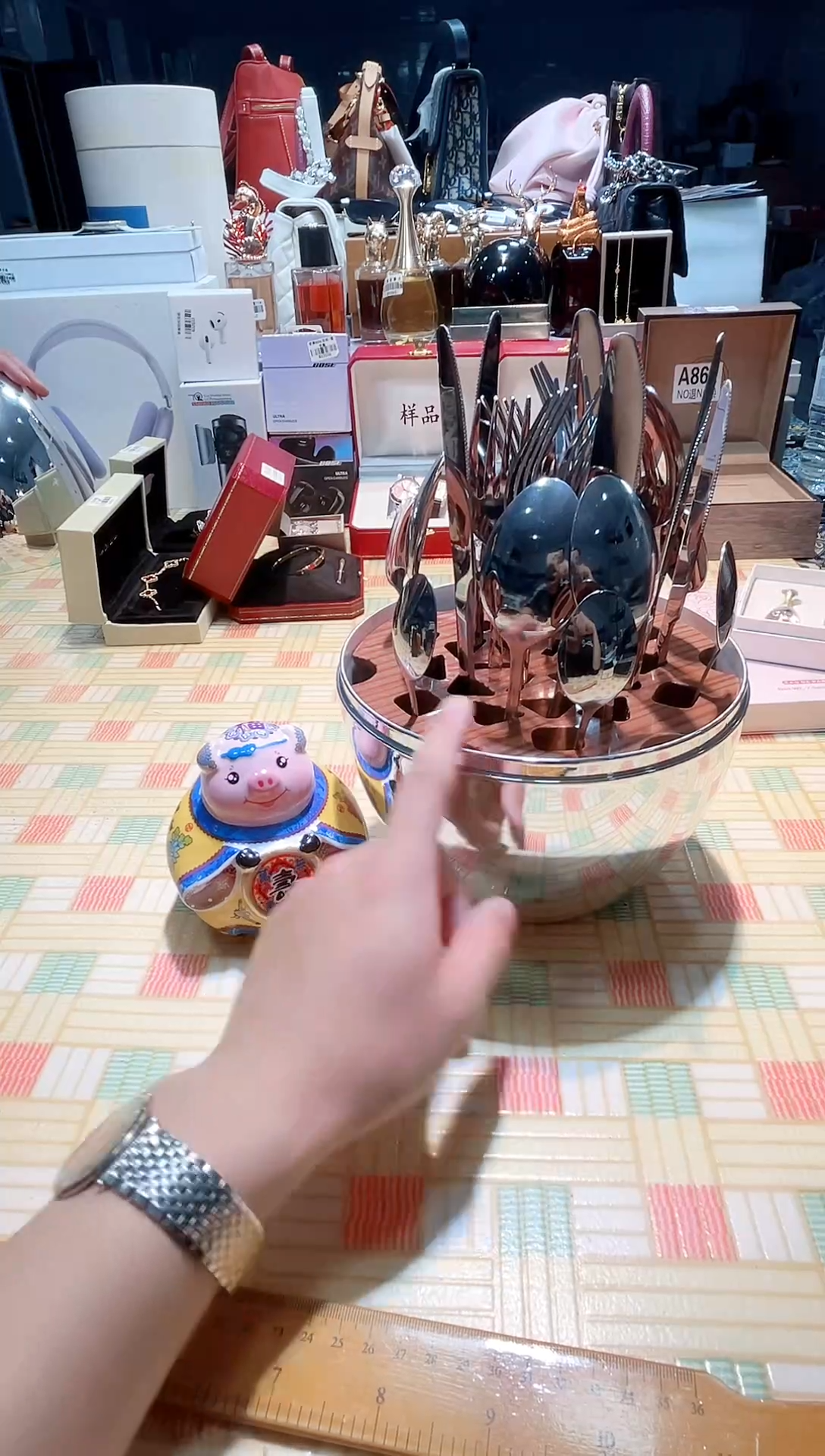 瓷片瓷器 库房到期 全部地板价@@1