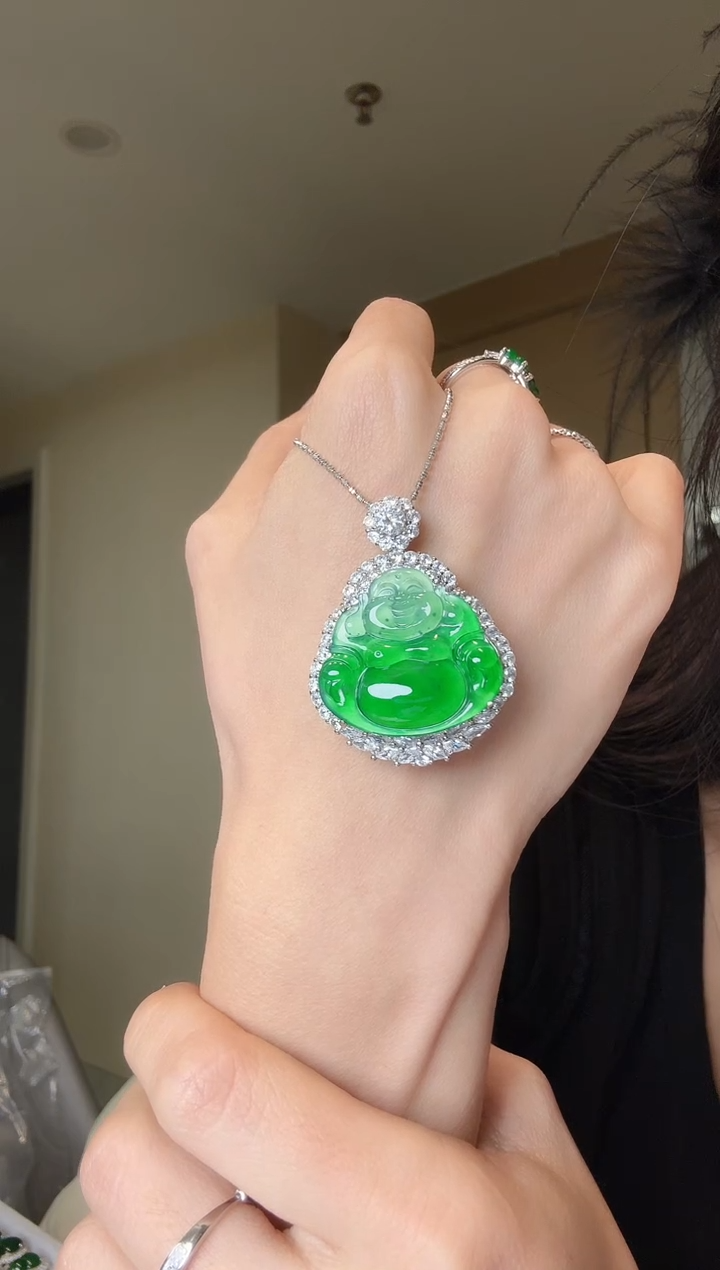 【闪购商品】翡翠吊坠(不含链)银S925镶嵌天然翡翠吊坠