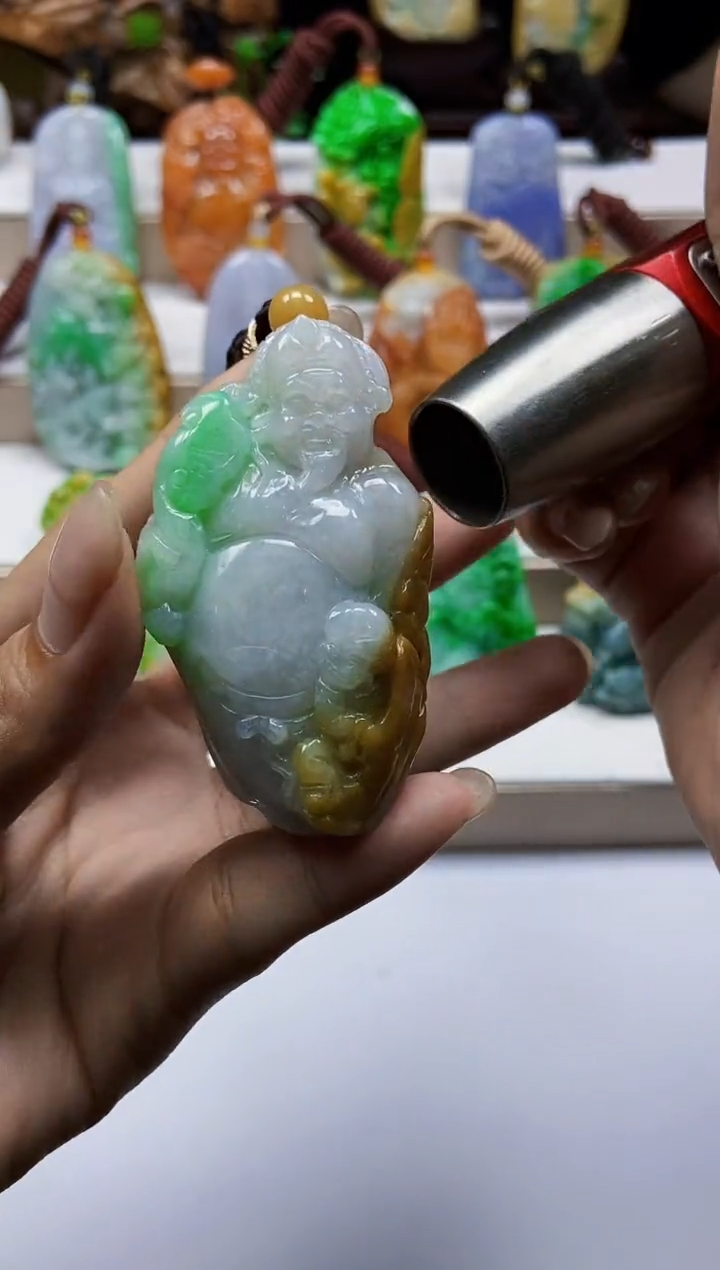 颈饰未镶嵌翡翠翡翠A货