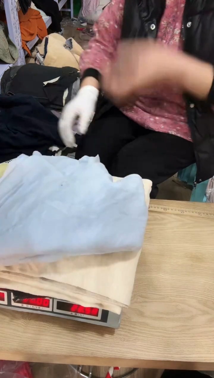 处理十元一斤澳绒布头         505号