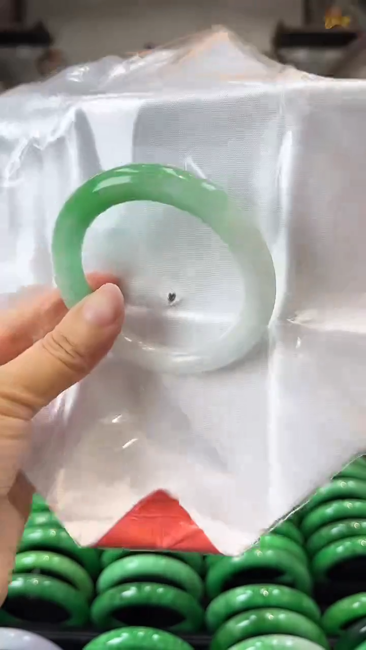 【闪购商品】砖雕a30 圈口58.3 独货手镯