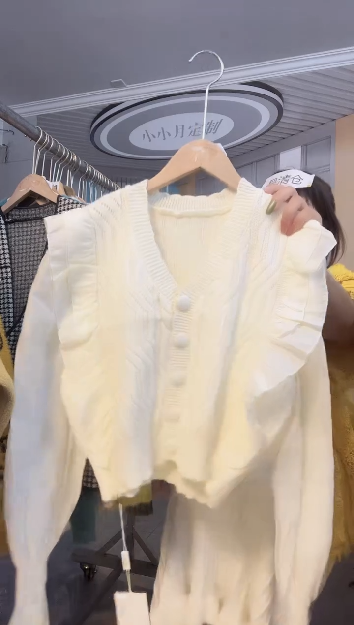 毛衣小小月精选服饰21