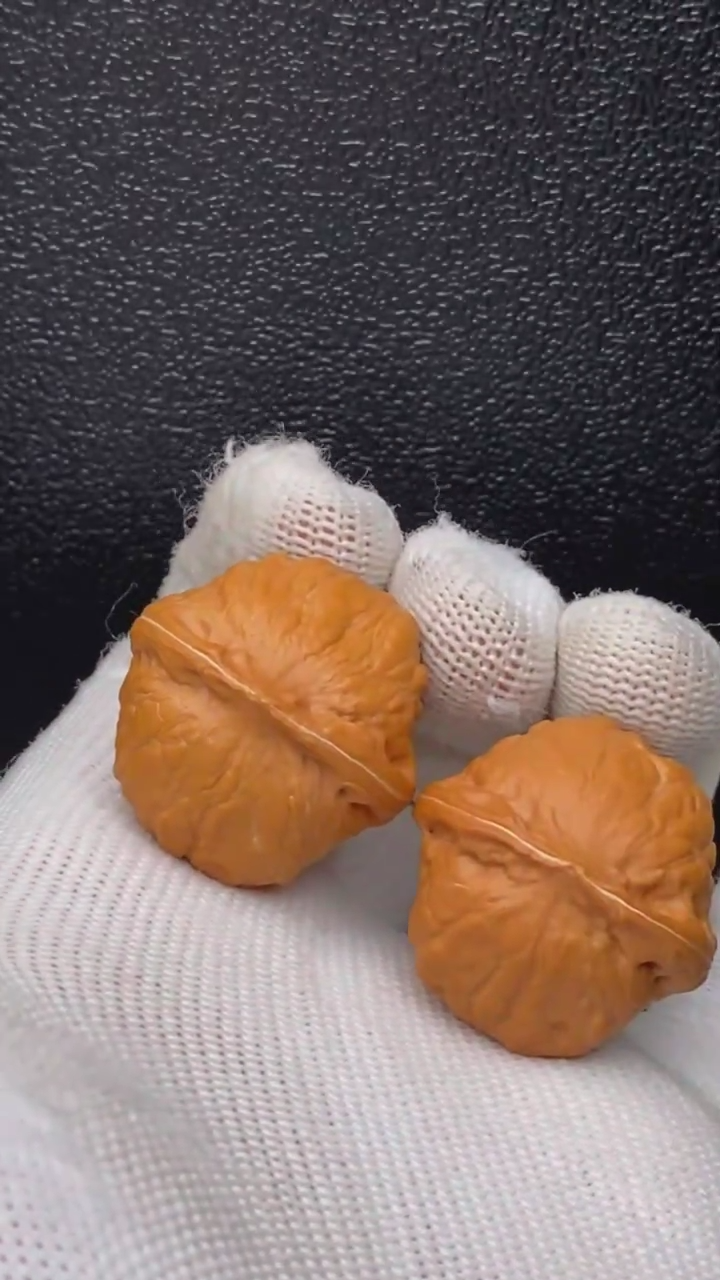 【闪购商品】文玩核桃把件瓷娃娃