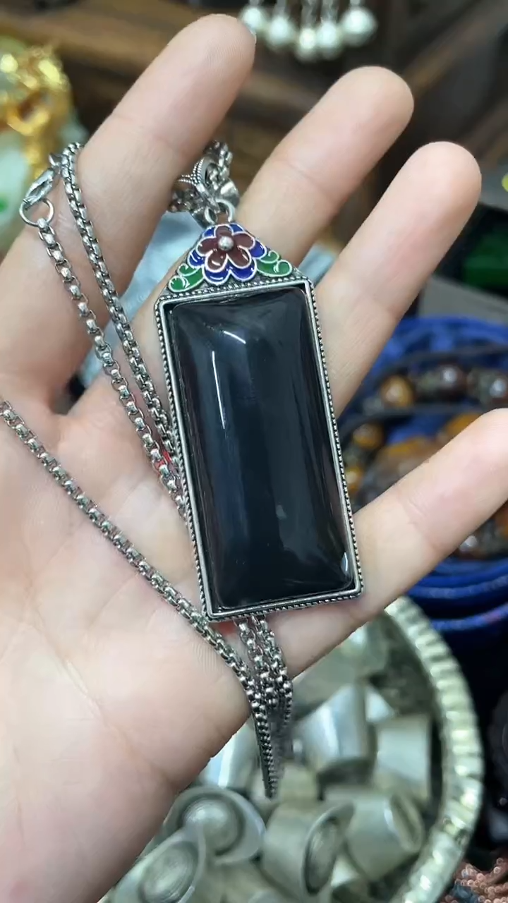 【闪购商品】摆件主播推荐如图所示