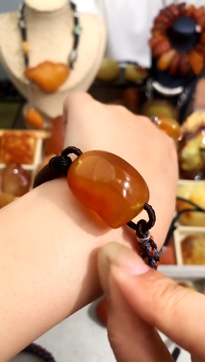 【闪购商品】蜜蜡裸石未镶嵌似玉