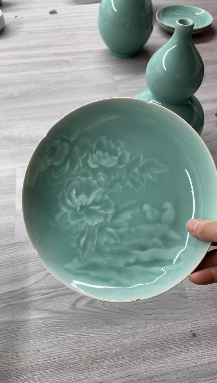 特价青瓷 慧语瓷坊 微瑕21.5厘米