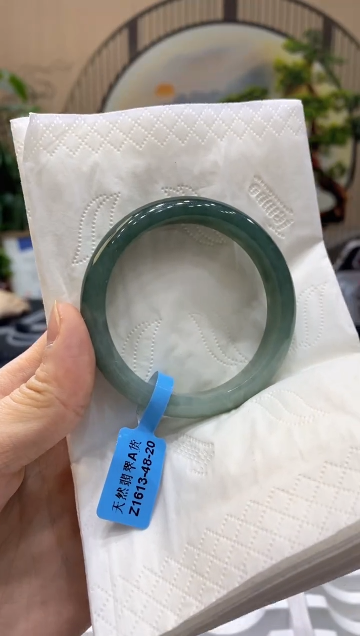 【闪购商品】翡翠手镯未镶嵌000009174