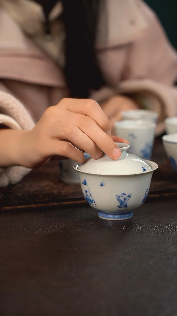 【闪购商品】杯聚澜堂童子扑蝶盖碗