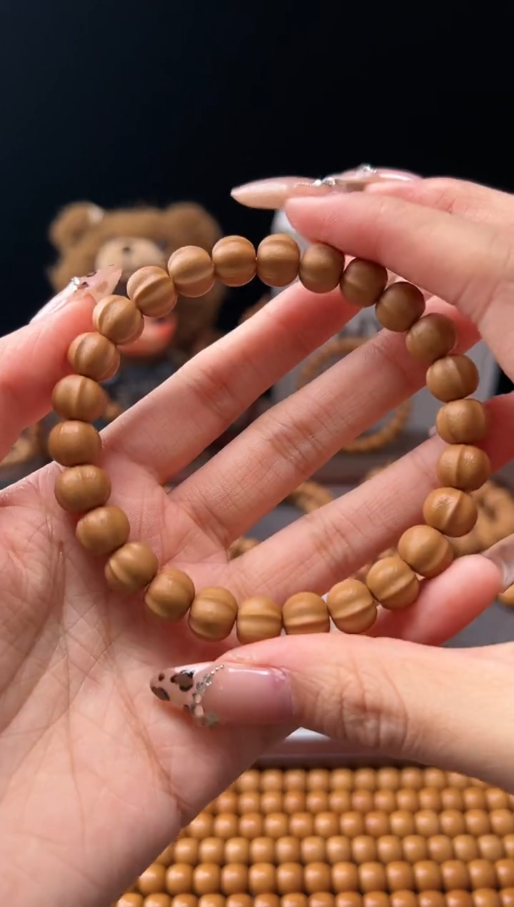 手串猴头核桃D****f9+锤纹鲨鱼背全品无暇