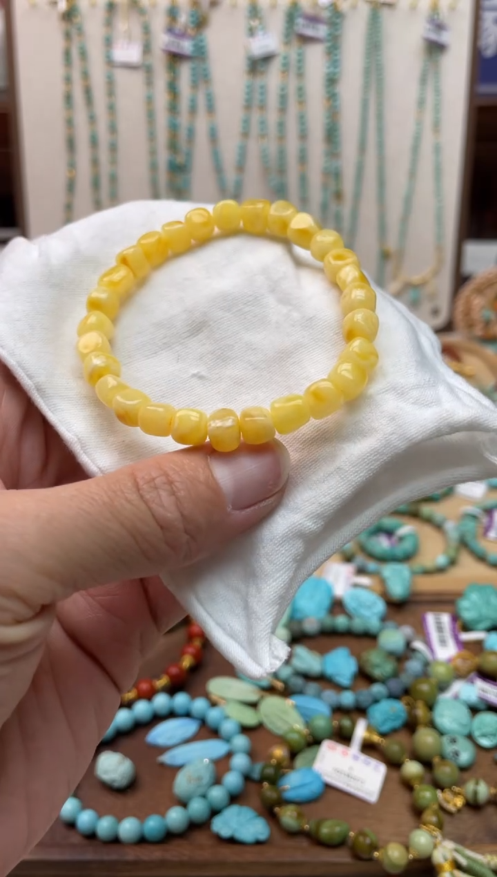 【闪购商品】蜜蜡手串未镶嵌226666666