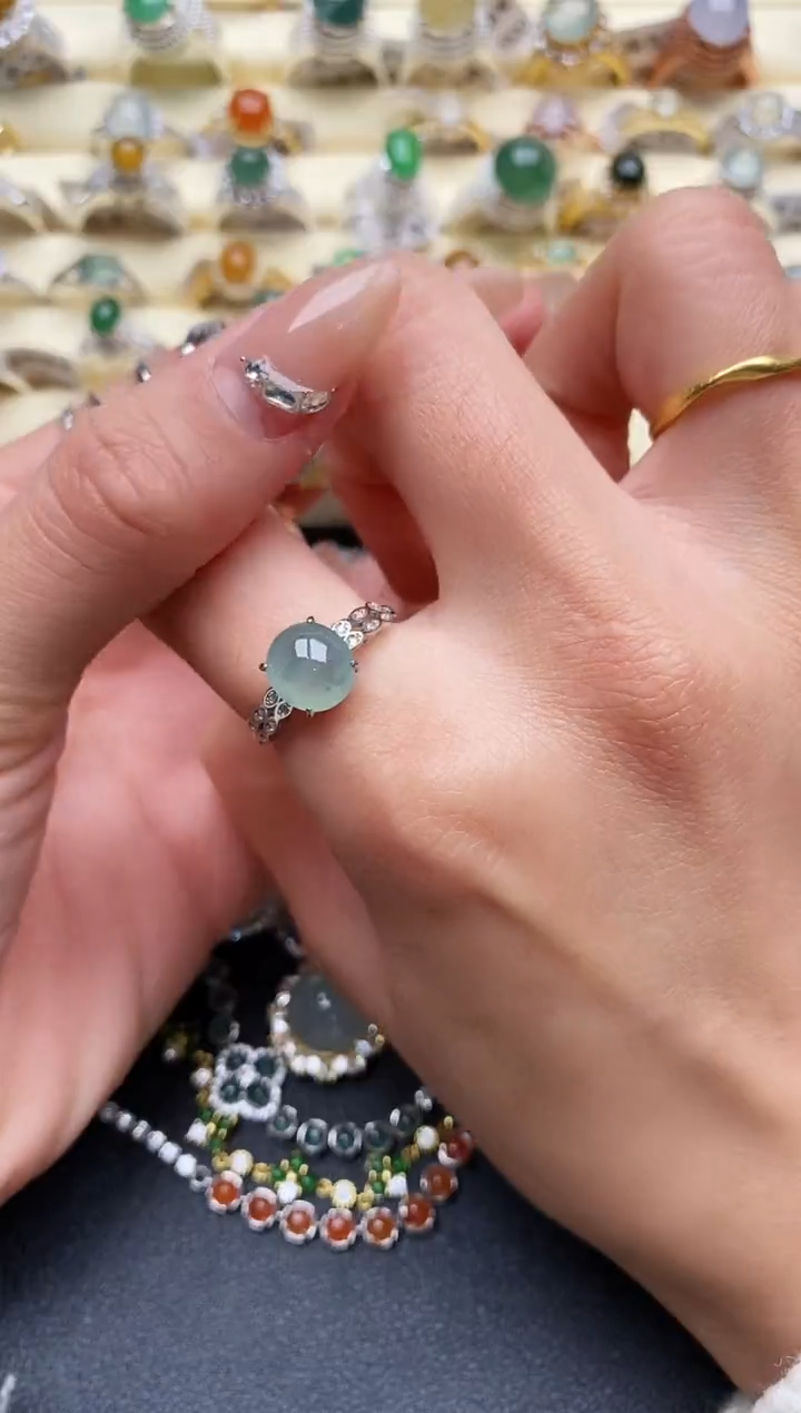 【闪购商品】翡翠戒指银S925镶嵌5555555+5