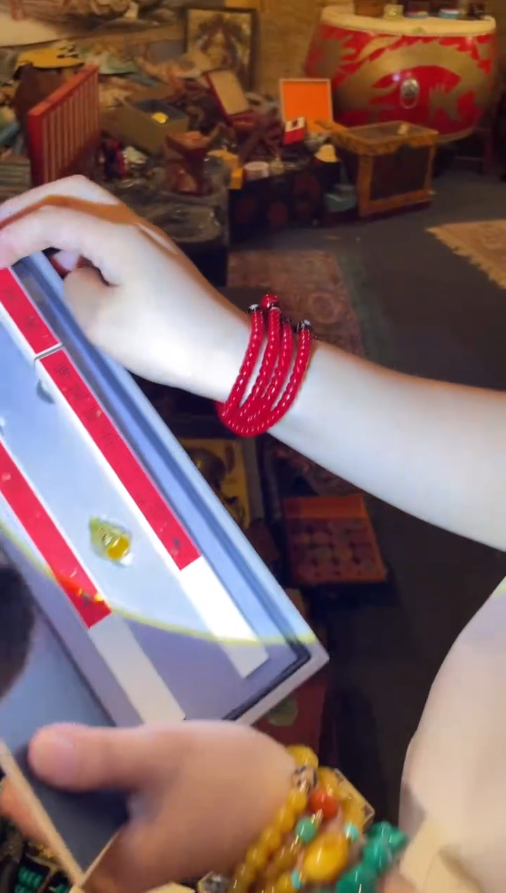 一一一一一一小灰香