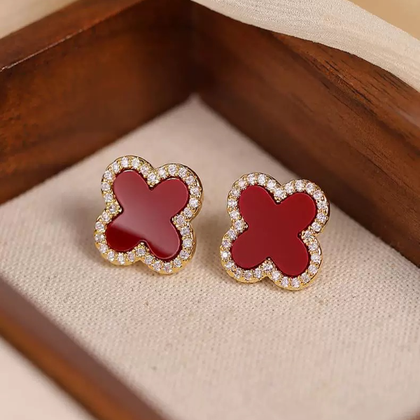 铜合金合成锆石耳饰 新年红色四叶花耳钉轻奢时尚感气质耳环1795