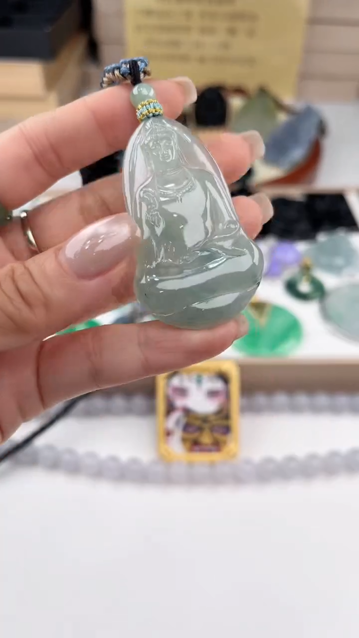 翡翠未镶嵌吊坠(不含链)35187    静静翠聊