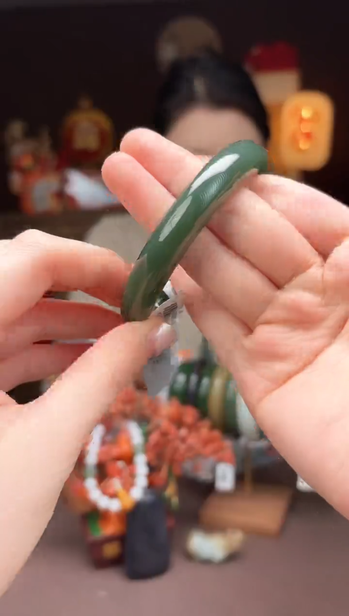 【闪购商品】和田玉N21沙枣青手镯57mm未镶嵌-