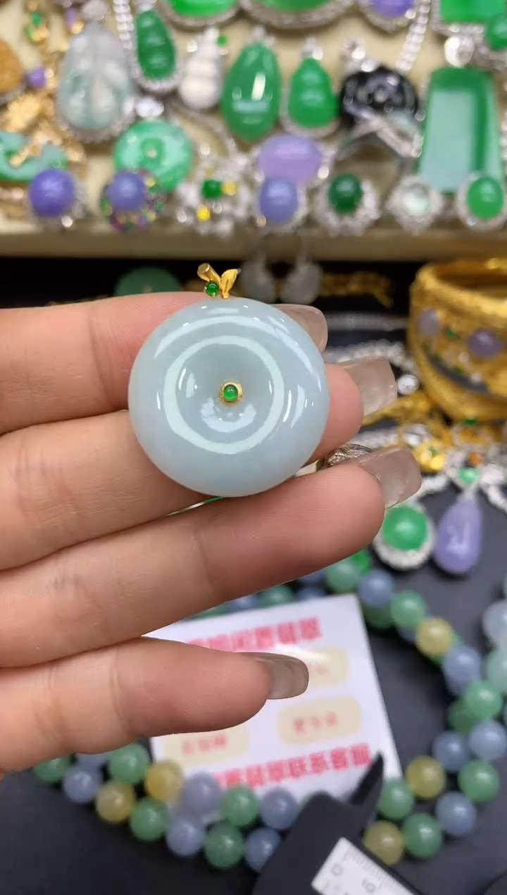 颈饰18K金镶嵌翡翠96-中国好珍宝