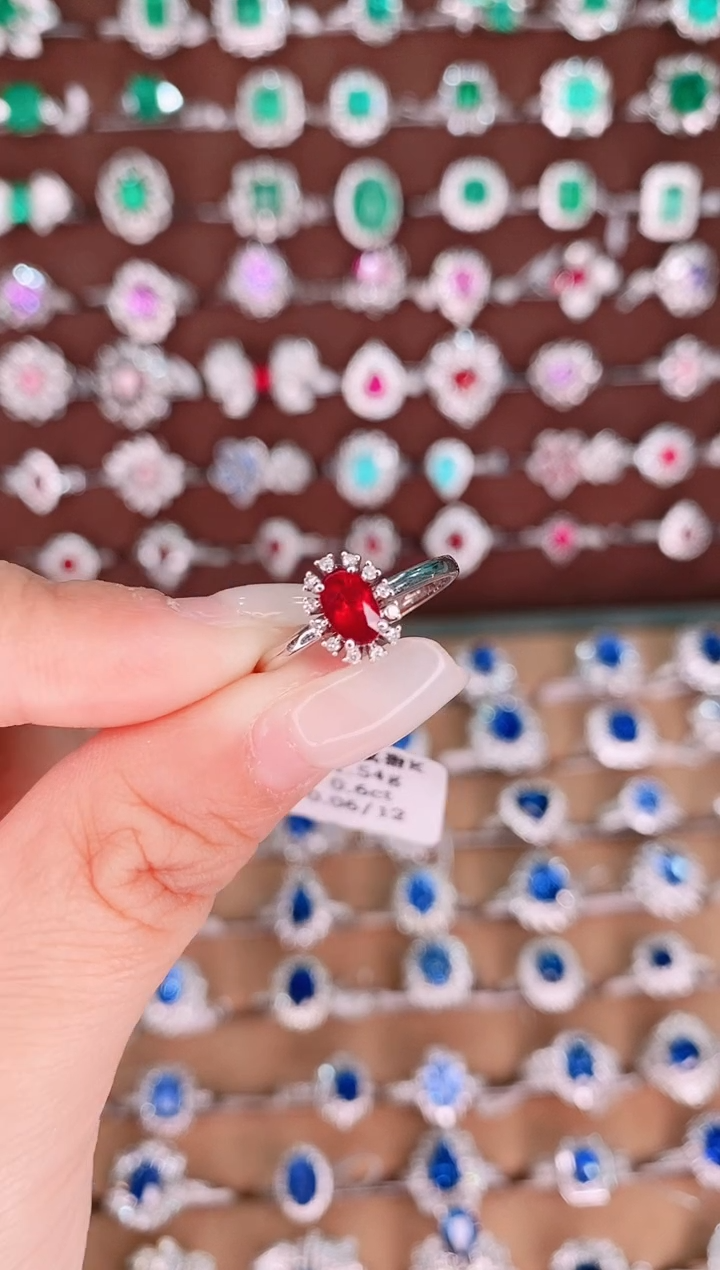 【闪购商品】红宝石18K金戒指18K金镶嵌.