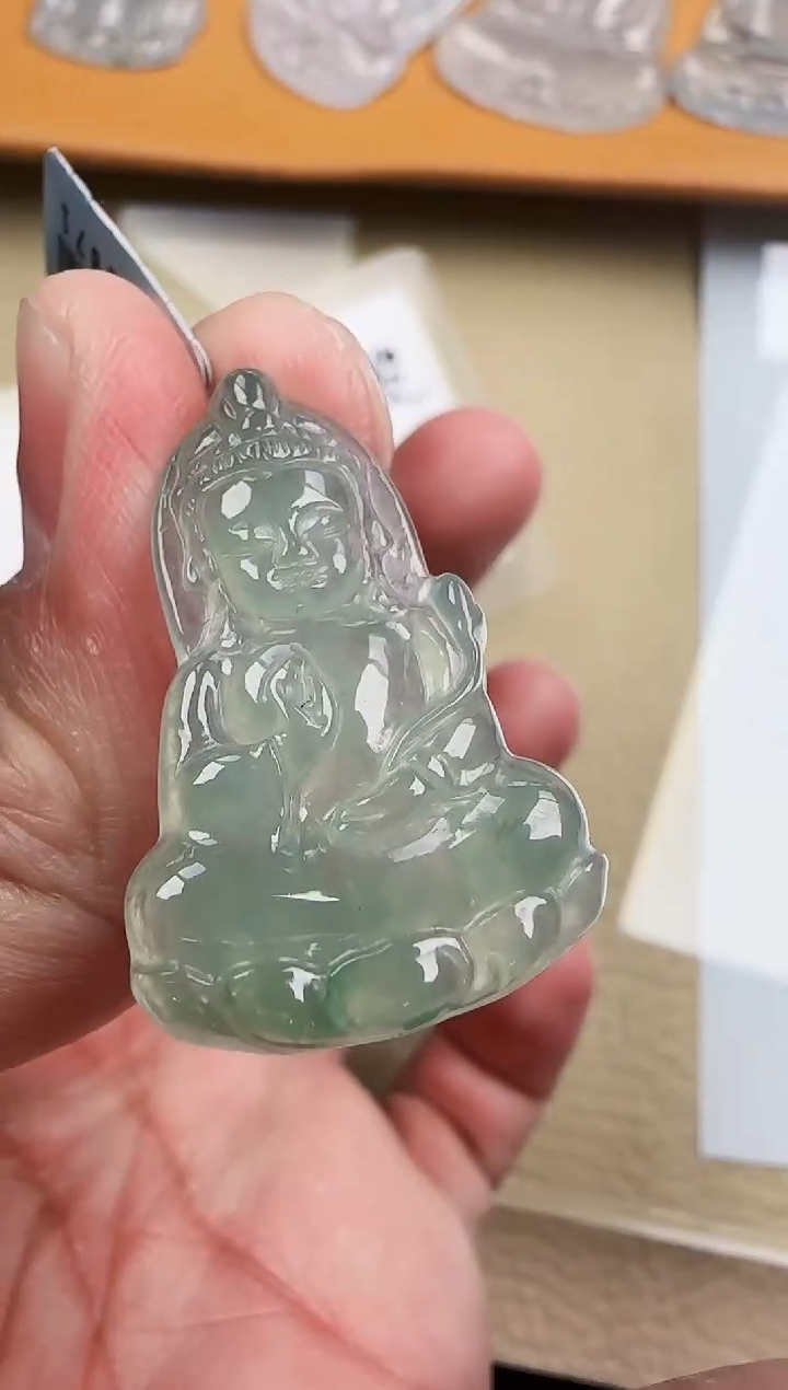 【闪购商品】翡翠颈饰未镶嵌翡翠