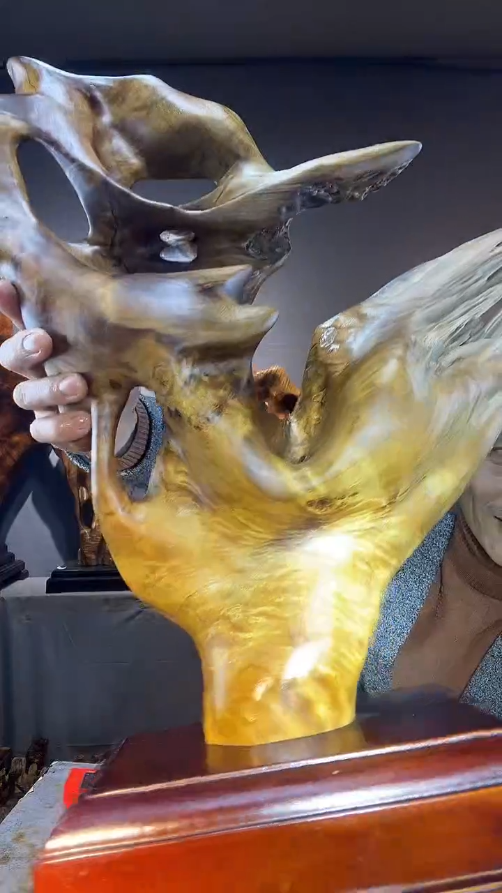 金丝楠蒸**上小叶桢楠随行摆件67