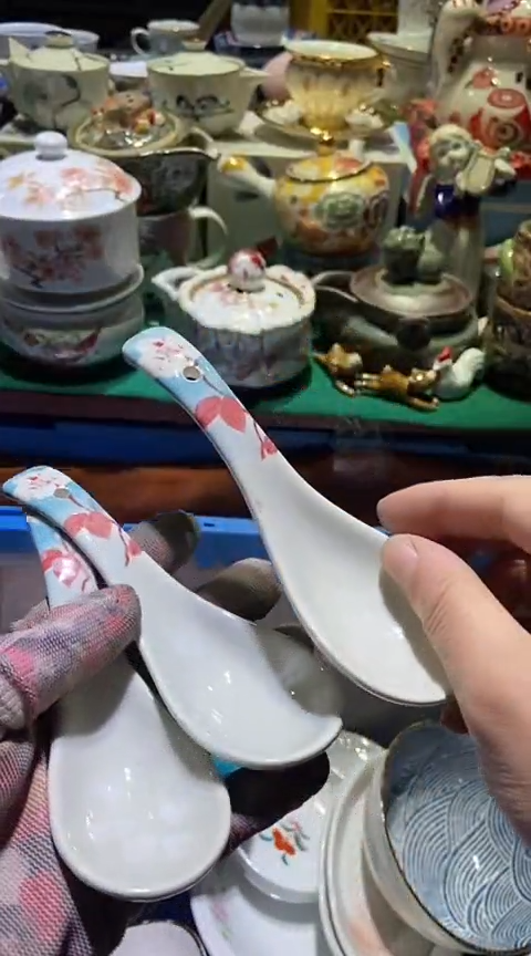 【闪购商品】瓷片11111111111111111