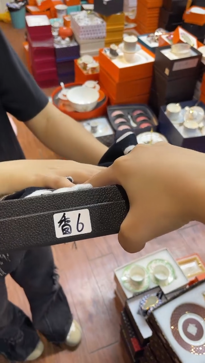 杯鸿辉家品牌瓷器，京东包邮！