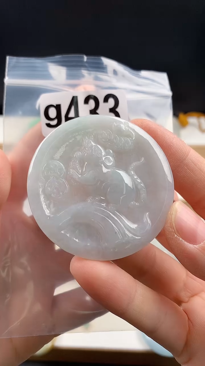 颈饰未镶嵌翡翠天然翡翠吊坠挂件