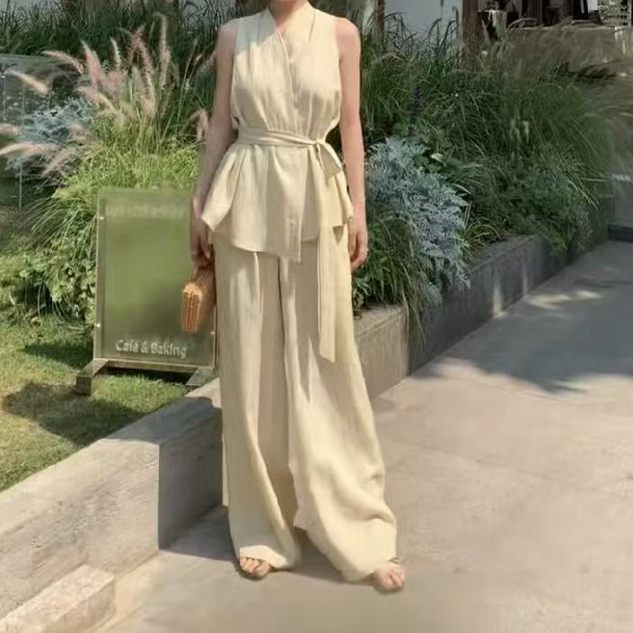 【海南珍珍】新品韩版时尚气质套装 8883