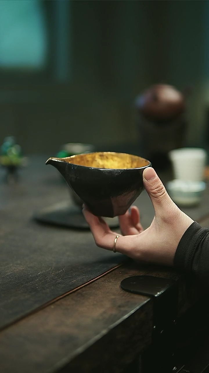 【闪购商品】松风陶泥黑金公道11111111