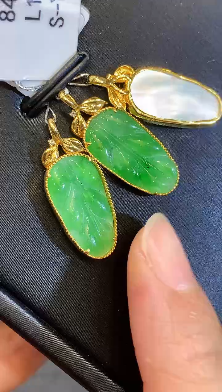 翡翠18K金镶嵌吊坠(不含链)L1324多样性发其一