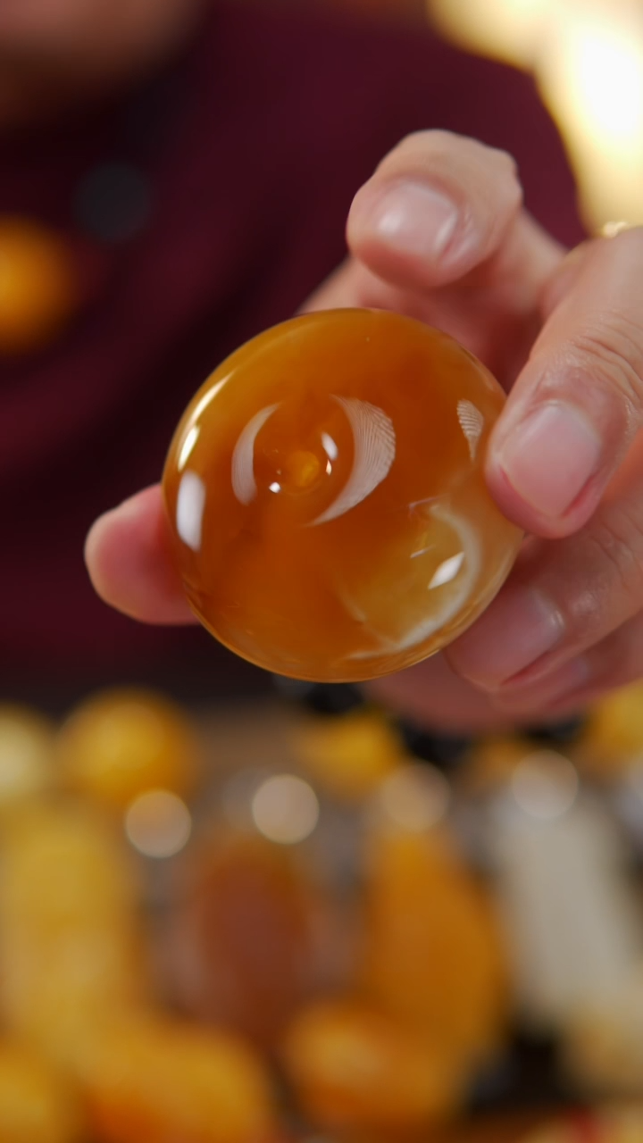 【闪购商品】蜜蜡颈饰未镶嵌53.3溶洞平安扣