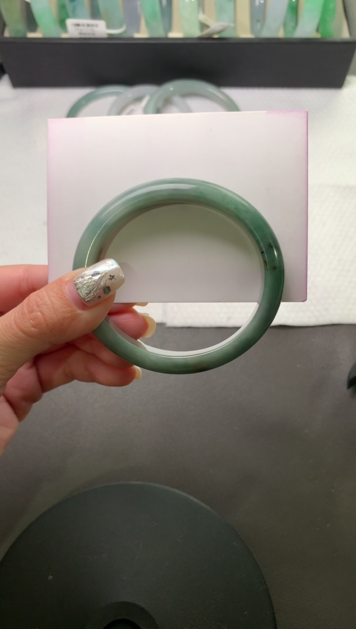 未镶嵌手镯（贵妃镯）翡翠56.1*50.5*6.8*12.3