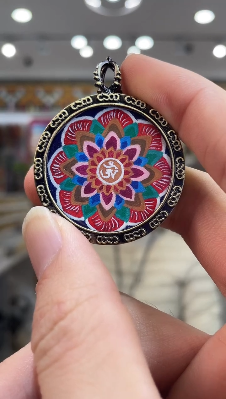 吊坠纯手绘唐卡（非质量问题不退不换）六字