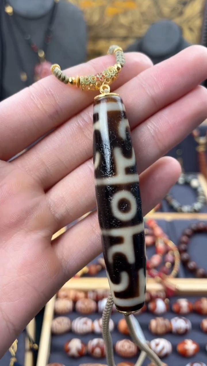 【闪购商品】玛瑙/玉髓颈饰银S925镶嵌天缘高品三眼锁骨链