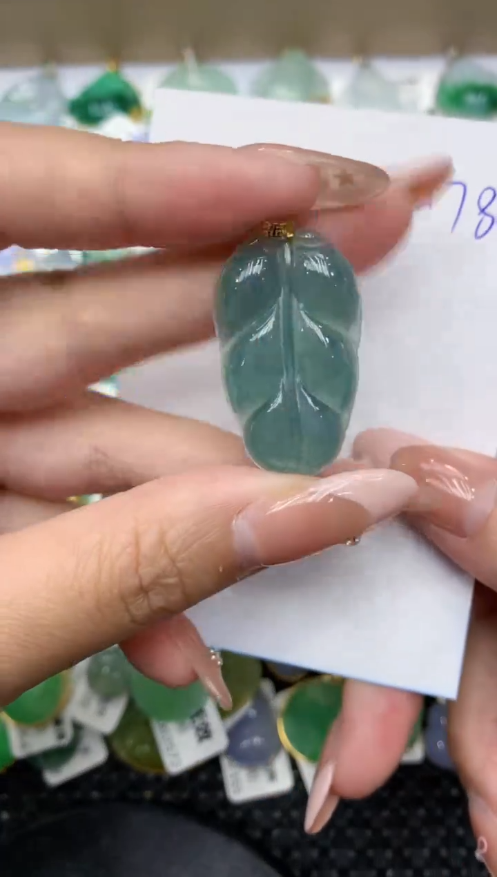 【闪购商品】翡翠颈饰18K金镶嵌111111111
