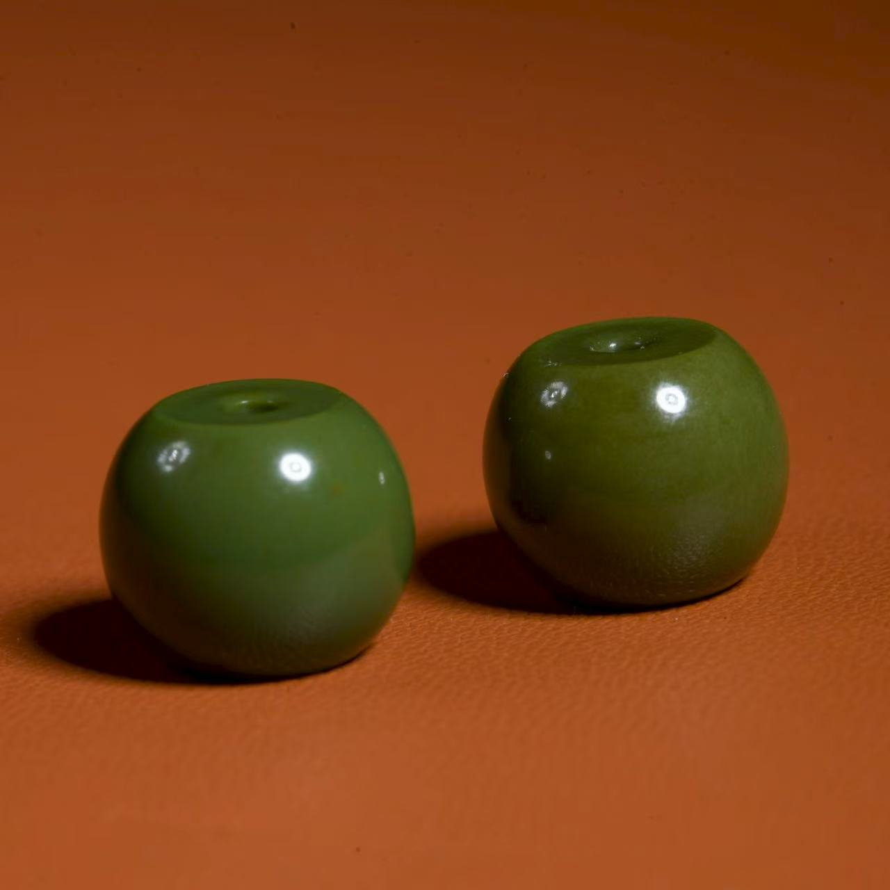 精品老型绿松石一对尺寸：11.8mm