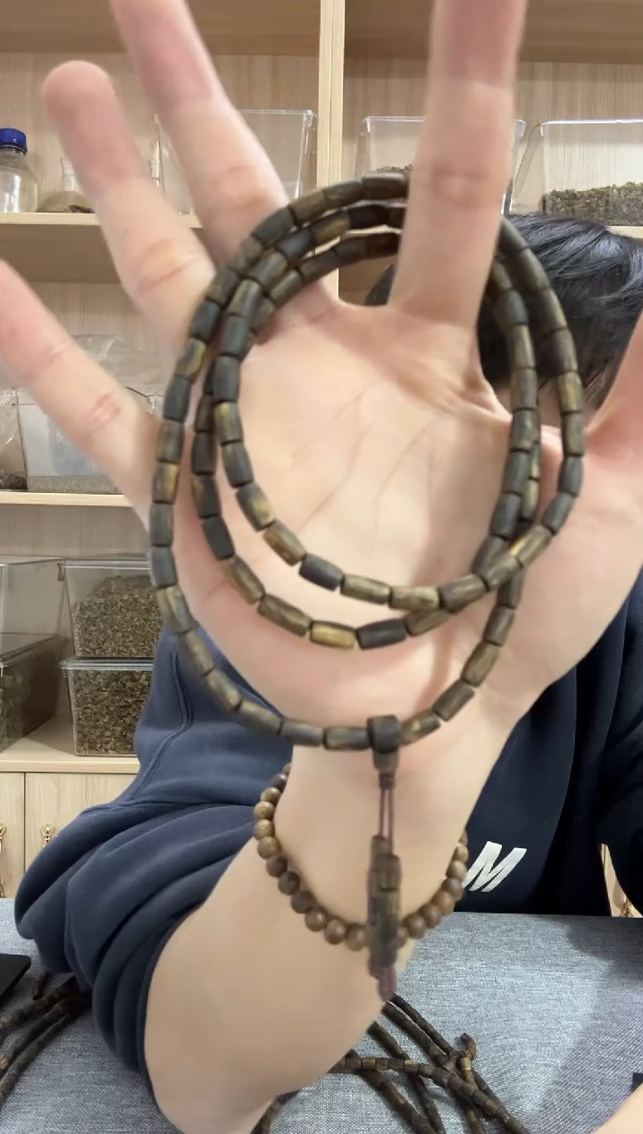 【闪购商品】沉香手串05沉水桶珠多圈15克+ 多样性发其一