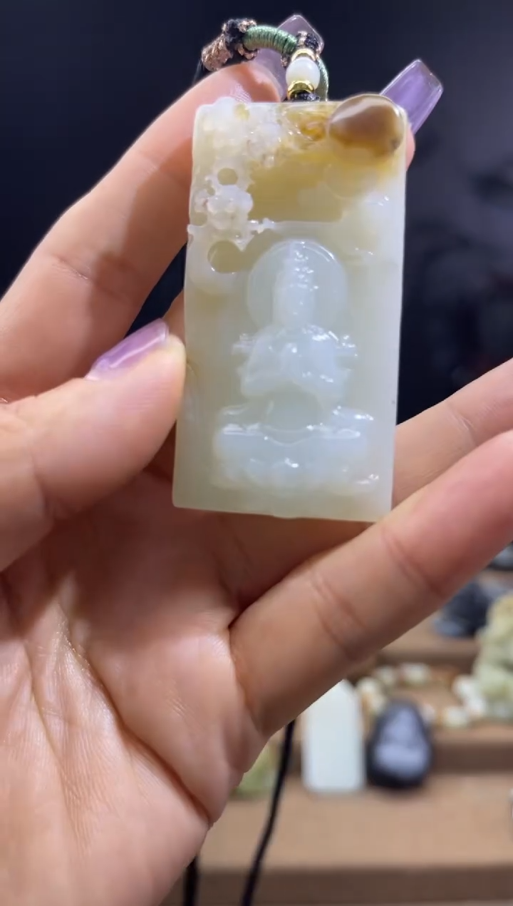 颈饰未镶嵌和田玉1