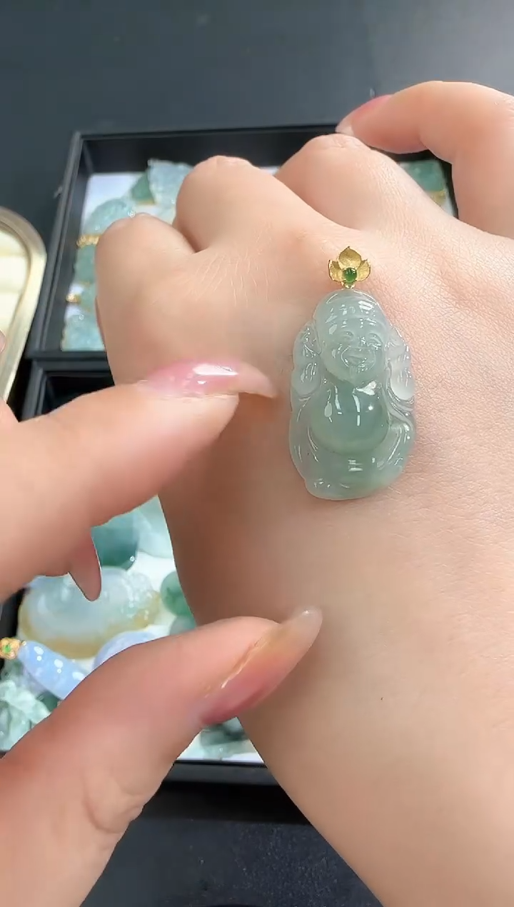 【闪购商品】翡翠颈饰18K金镶嵌250213177