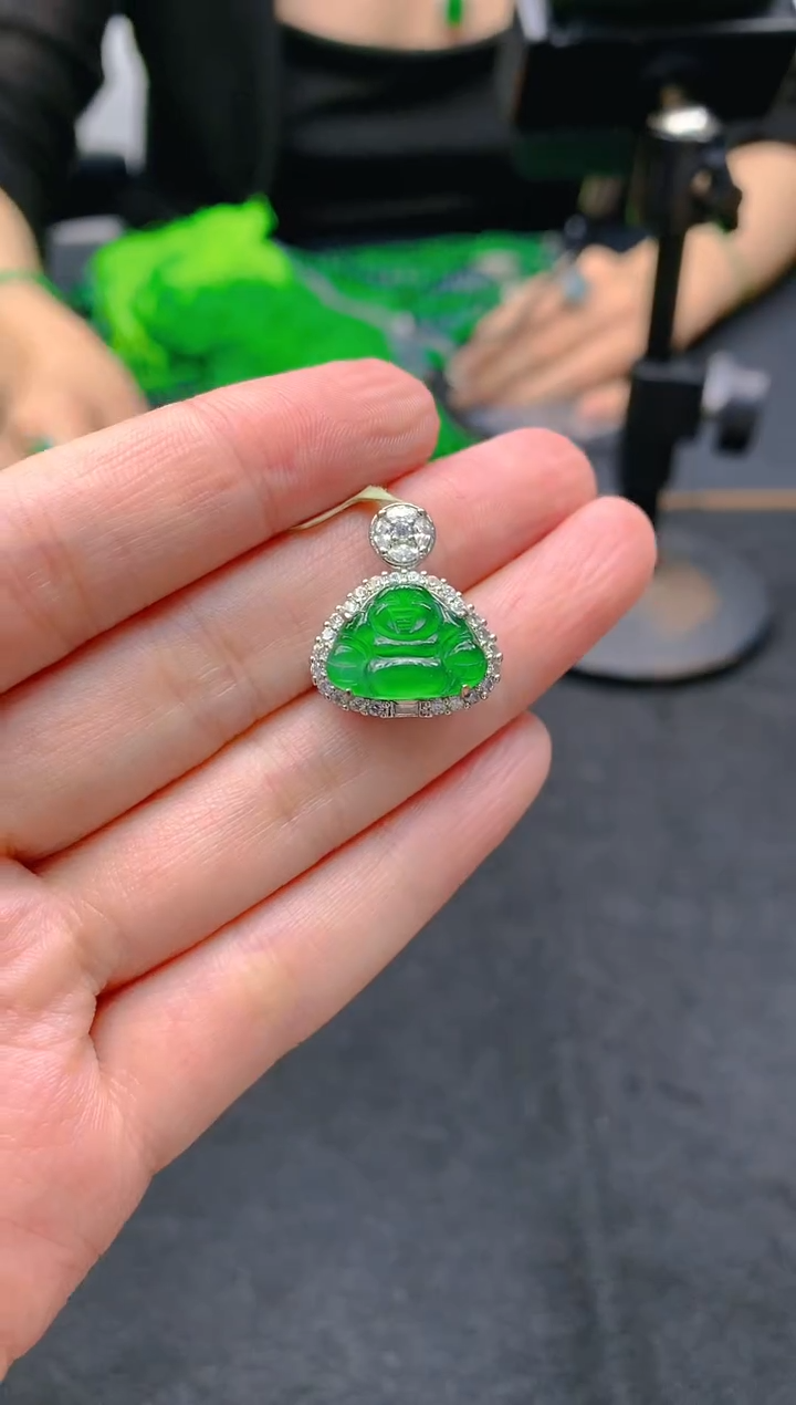 翡翠未镶嵌颈饰天然A货翡翠