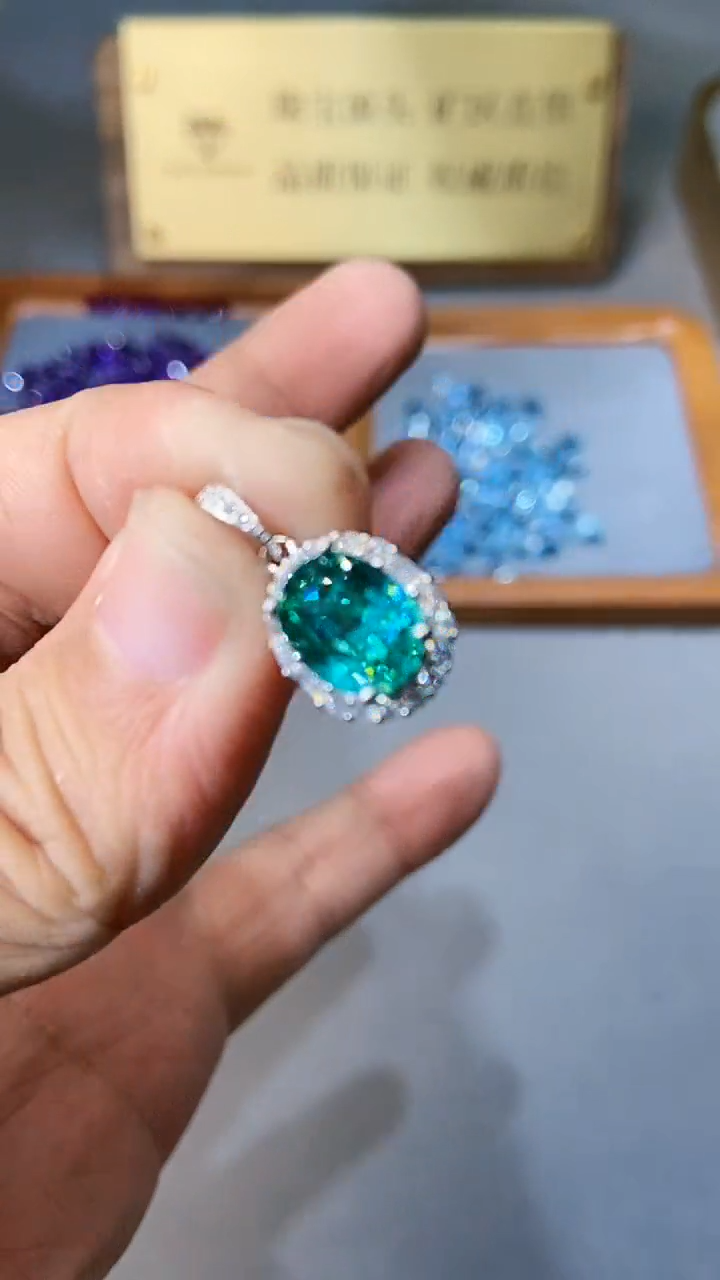 【闪购商品】托帕石颈饰银S925镶嵌354