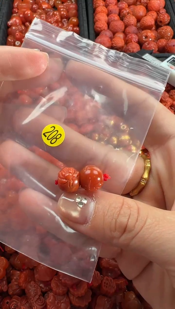 【闪购商品】南红玛瑙颈饰未镶嵌2
