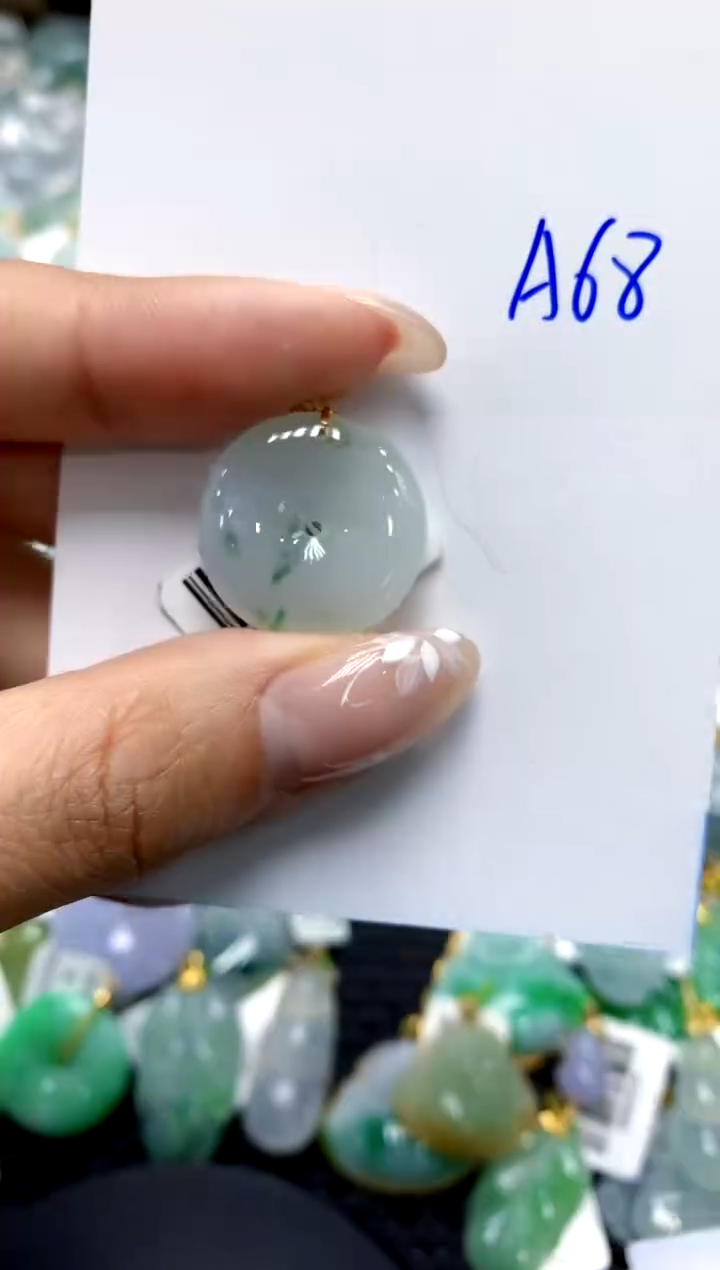 【闪购商品】翡翠颈饰18K金镶嵌1111111111111