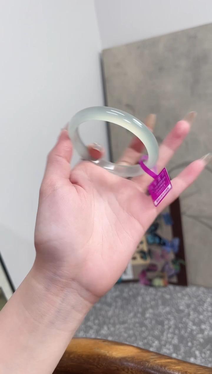 【闪购商品】玛瑙/玉髓手镯未镶嵌60圈 需要包容