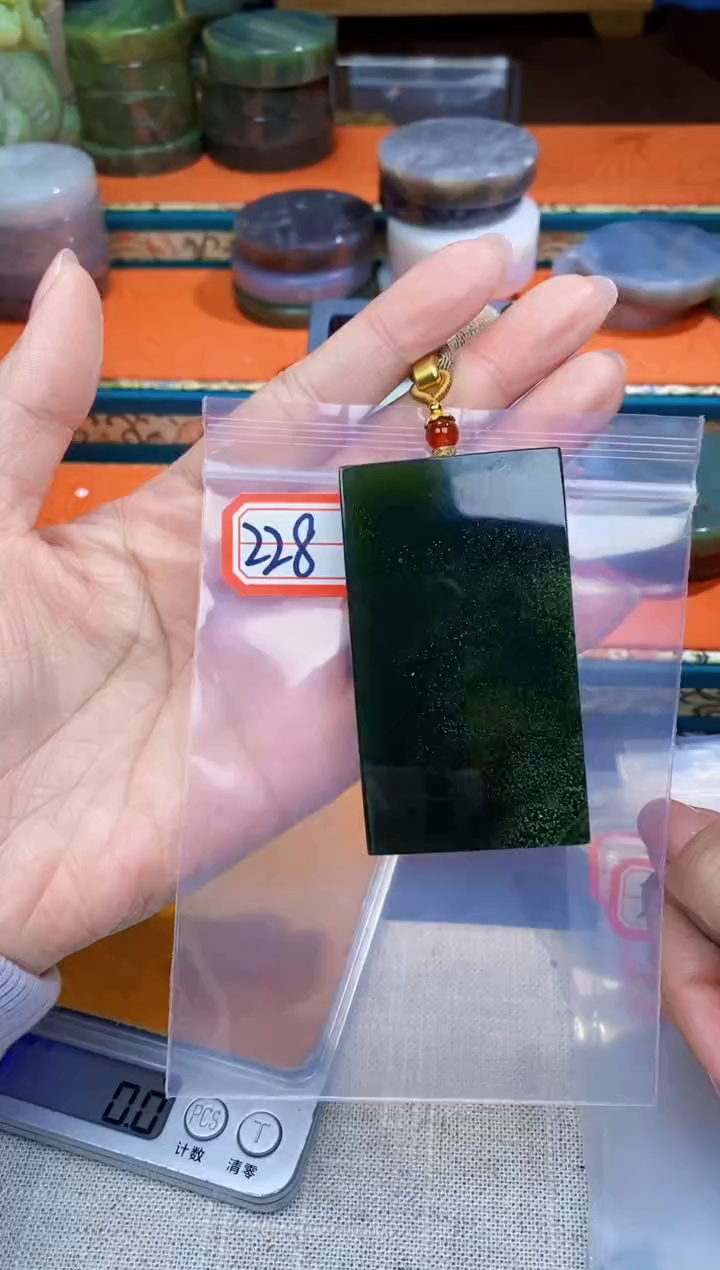 【闪购商品】和田玉和田玉未镶嵌和田玉