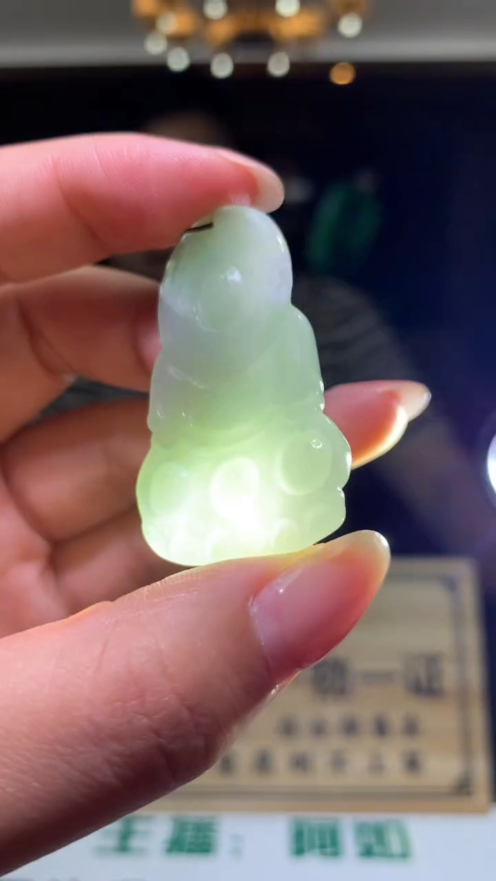翡翠未镶嵌颈饰翡翠多样性发货
