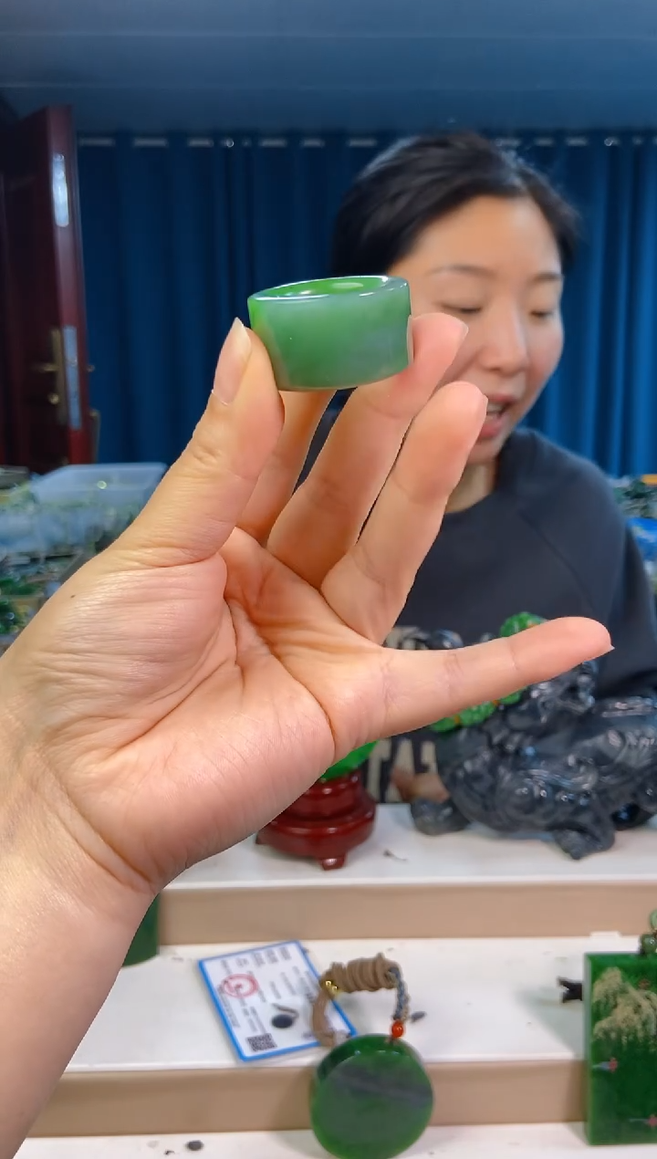 【闪购商品】和田玉挂件未镶嵌1