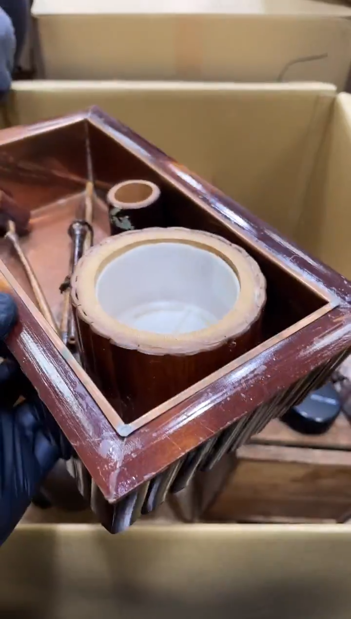 如图所示 阁集工艺品