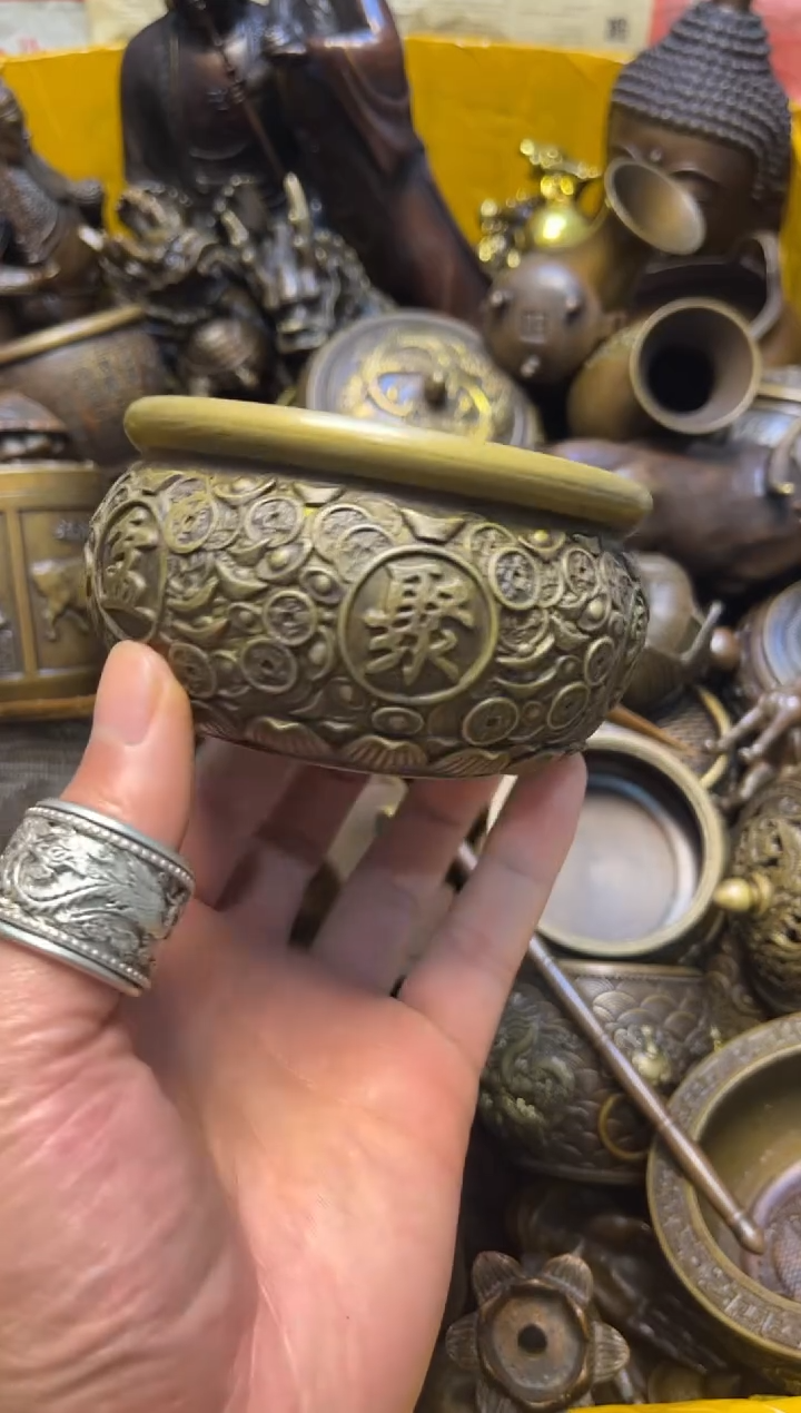 精美铜器，点击下单